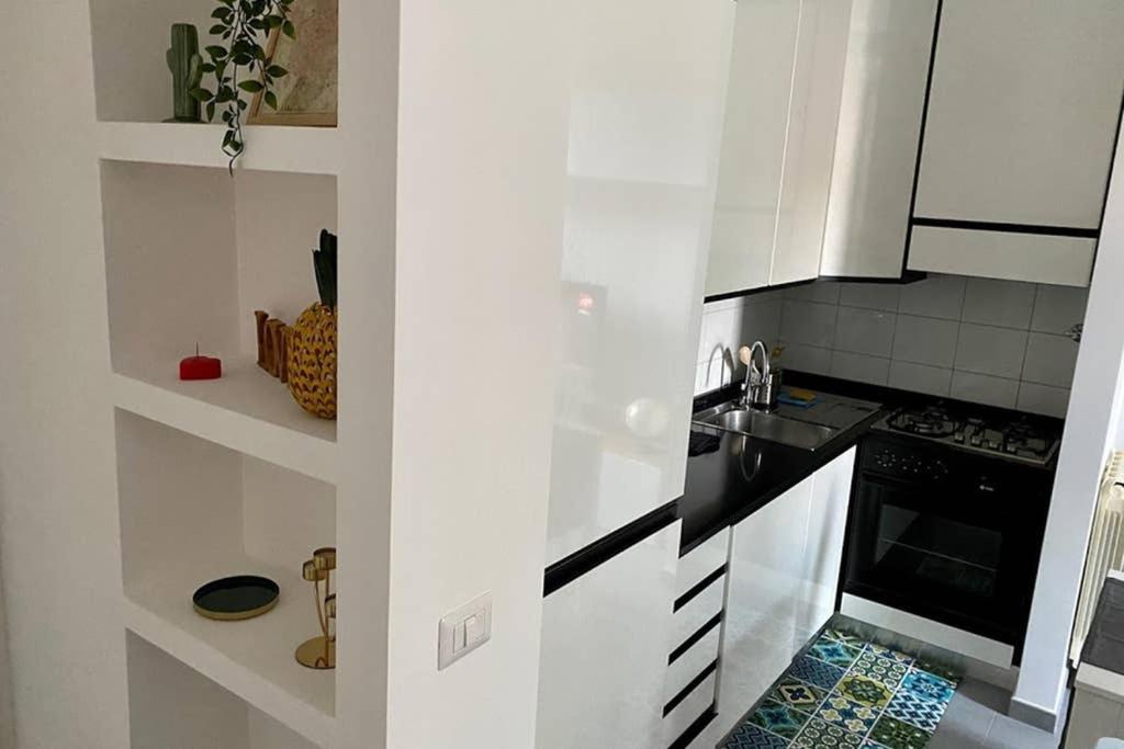 Central Modern Apartment Rome -Locazione Turistica- Luaran gambar
